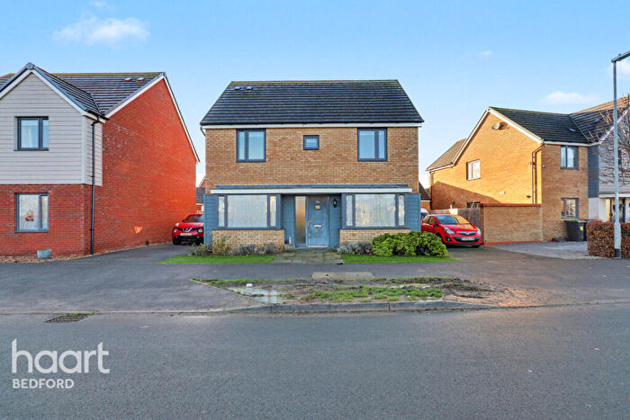 4 Bedroom Detached House To Rent In Ashpole Avenue, Bedford, MK43