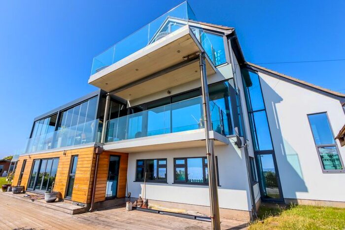 4 Bedroom Detached House To Rent In Dial Hill Road, Clevedon, BS21