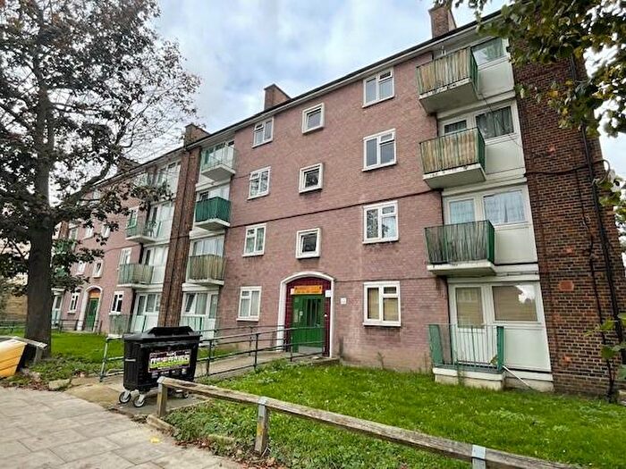2 Bedroom Flat To Rent In Scotland Green, Tottenham, N17