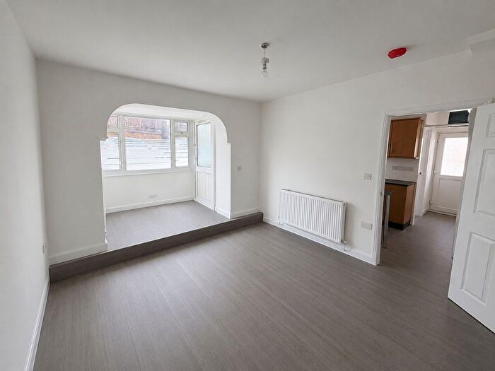 3 Bedroom Terraced House To Rent In Islwyn Terrace, Tredegar, NP22