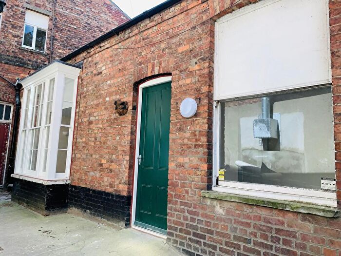 2 Bedroom Flat To Rent In High Street, Horncastle, LN9