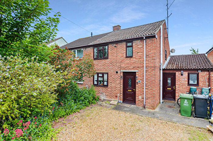 4 Bedroom Semi-Detached House To Rent In Keates Road, Cherry Hinton, CB1