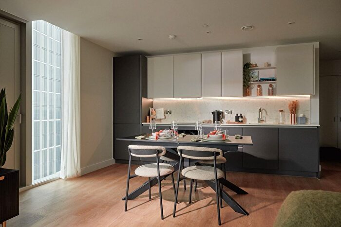 2 Bedroom Flat For Sale In Dantzic Street, Manchester, M4