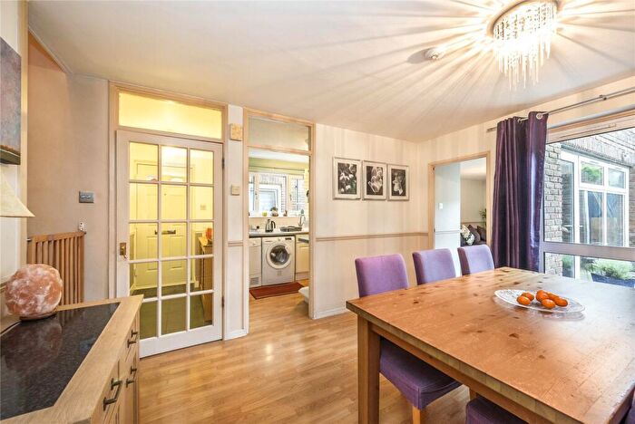 4 Bedroom House To Rent In Theseus Walk, Angel, N1