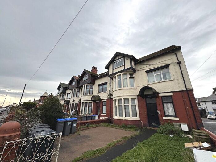 1 Bedroom Flat To Rent In Lytham Road, Blackpool, FY4