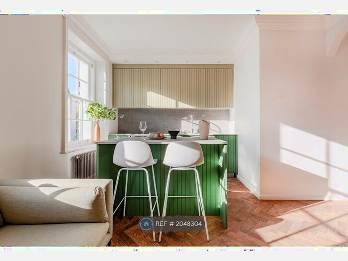 2 Bedroom Flat To Rent In Winchester Street, London, SW1V