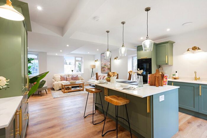 4 Bedroom Semi-Detached House For Sale In The Rise, Shipton Oliffe, GL54