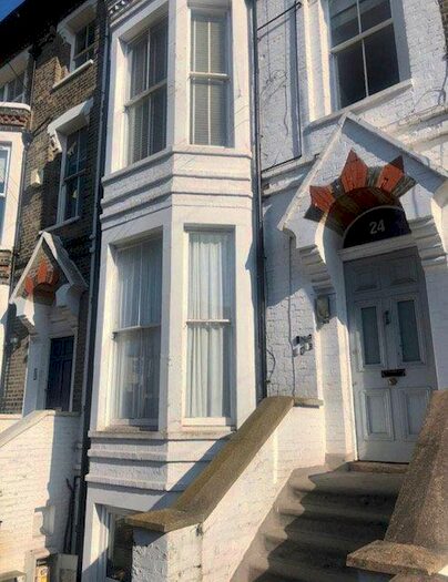 1 Bedroom Maisonette To Rent In St Aubyns Road, London, SE19