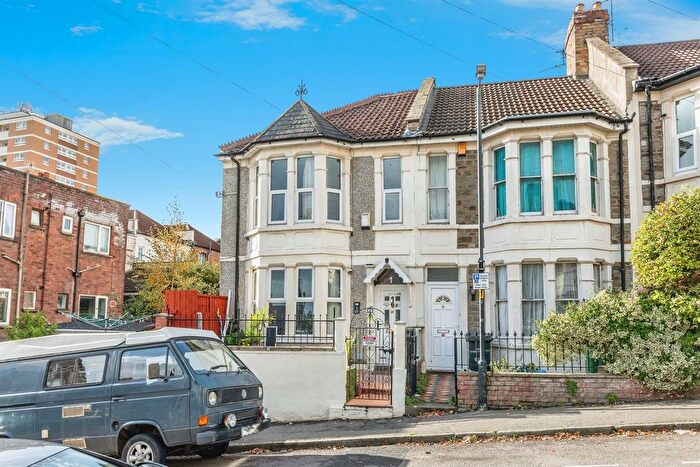 4 Bedroom Terraced House For Sale In Fairfield Road, Southville, Bristol, BS3