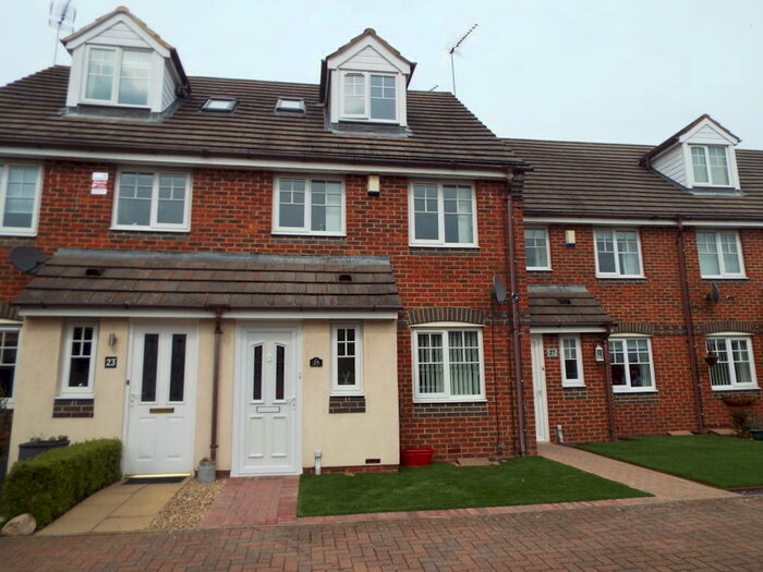 4 Bedroom House To Rent In Bray Drive, SG1