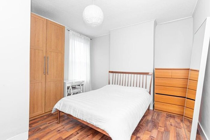 3 Bedroom Maisonette To Rent In Morley Road, London, E10
