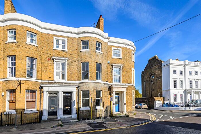 1 Bedroom Apartment To Rent In King Street, Maidstone, ME14