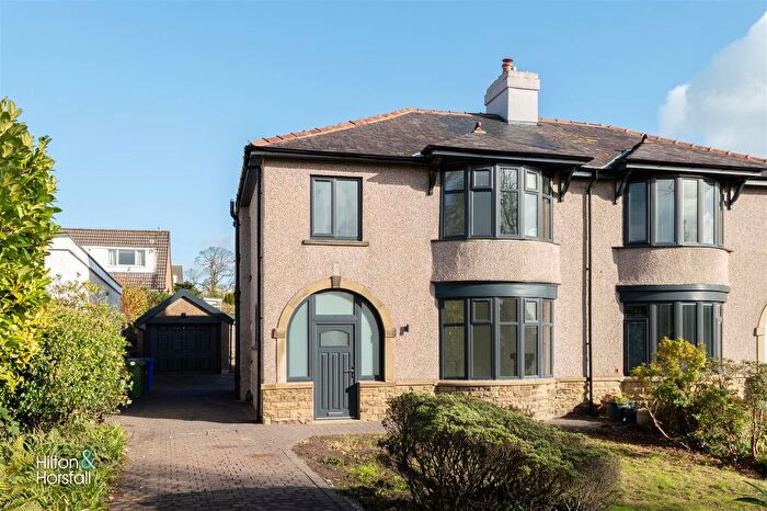 3 Bedroom Semi-Detached House For Sale In Gisburn Road, Barrowford, BB9