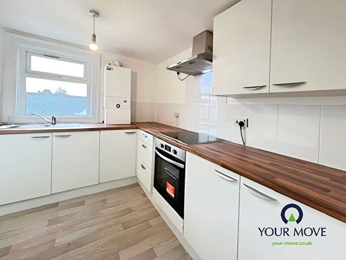 2 Bedroom Flat To Rent In Beaver Road, Ashford, Kent, TN23