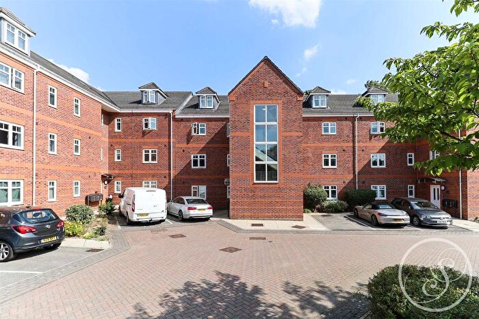 3 Bedroom Flat To Rent In Brackenhurst Drive, Moortown, Leeds, LS17