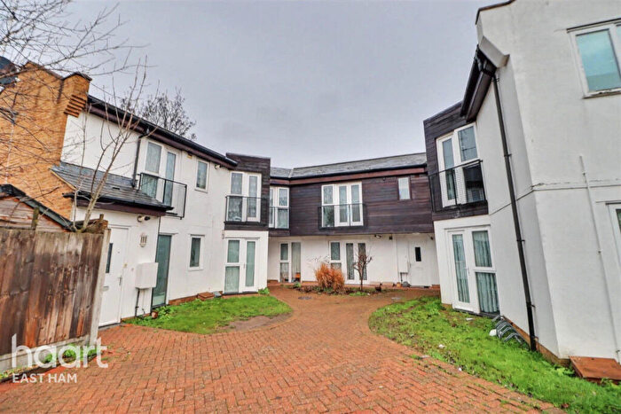 1 Bedroom Flat To Rent In Church Road, London, E12