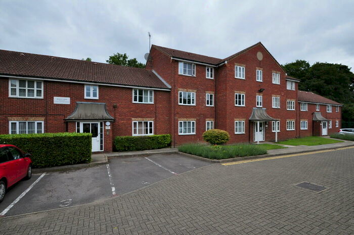 1 Bedroom Flat To Rent In Regent Court, Welwyn Garden City., AL7