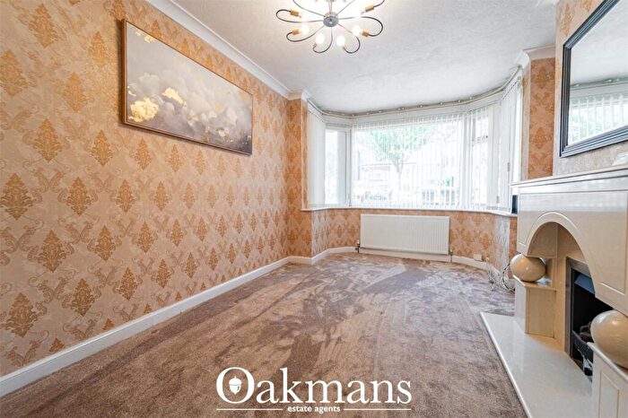 3 Bedroom Semi-Detached House For Sale In Chartley Road, Birmingham, West Midlands, B23 - Photo 3