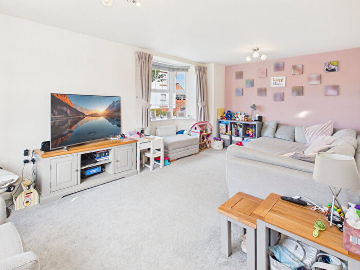 4 Bedroom Detached House For Sale In Reaseheath Way, Henhull, Nantwich, CW5 - Photo 3