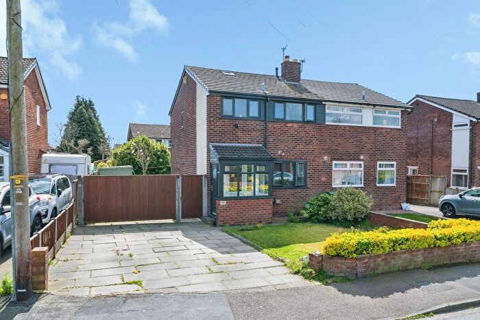 3 Bedroom Semi Detached House For Sale In Camborne Road, Burtonwood, Warrington, WA5