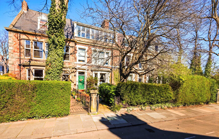 2 Bedroom Flat For Sale In Haldane Terrace, Jesmond, Newcastle Upon Tyne, NE2