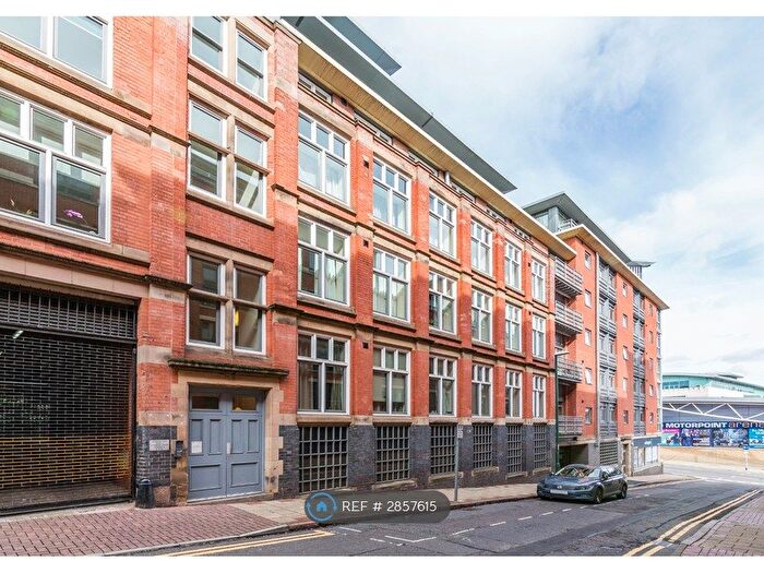 2 Bedroom Flat To Rent In Lexington Place, Nottingham, NG1