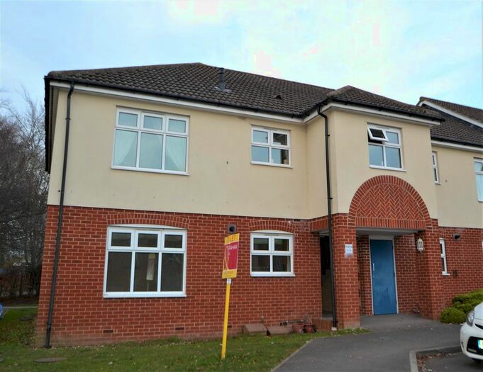 2 Bedroom Flat To Rent In Arnott Close, Tidworth, SP9