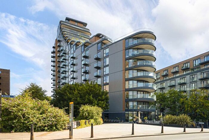 1 Bedroom Flat To Rent In Cobblestone Square, Wapping, E1W