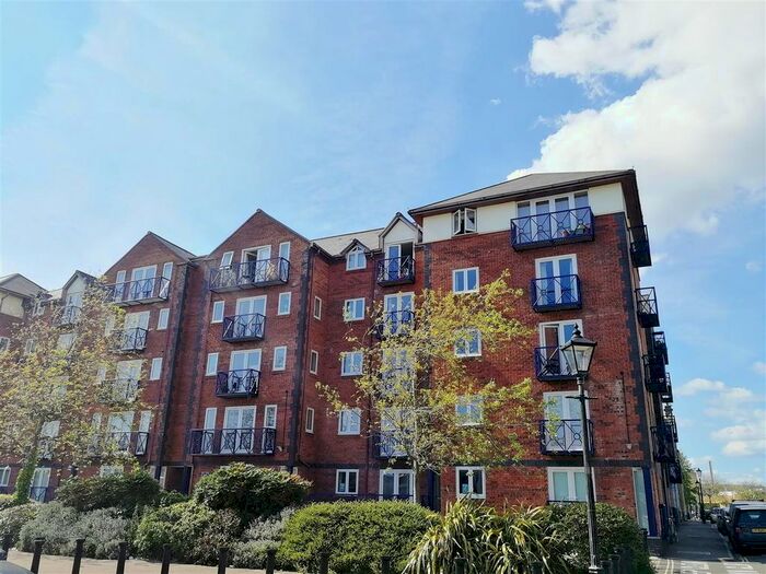 2 Bedroom Flat For Sale In Cork House, Marina, Swansea, SA1