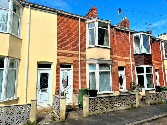 3 Bedroom Terraced House To Rent In Pretoria Terrace, Weymouth, DT4