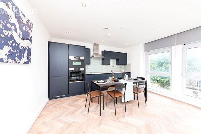 2 Bedroom Flat To Rent In Montpelier Road, Brighton, East Sussex, BN1