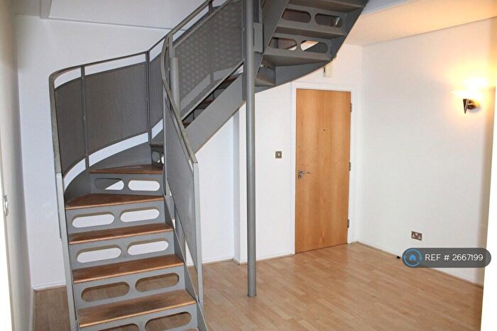 4 Bedroom Flat To Rent In New Hampton Lofts, Birmingham, B18