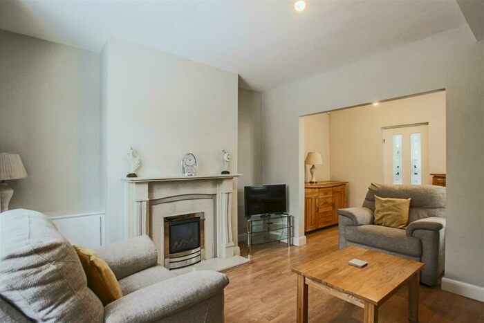 2 Bedroom Semi-Detached House To Rent In Rye Street, Heywood, OL10