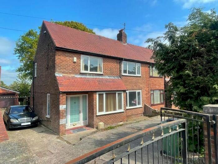 3 Bedroom Semi-Detached House To Rent In Armley Grange Avenue, Leeds, LS12