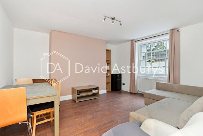 3 Bedroom Maisonette To Rent In Dalston Lane, Hackney, London, E8