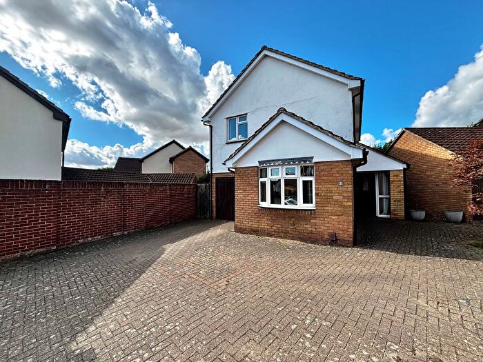 4 Bedroom Detached House For Sale In Barlows Reach, Chelmsford, CM2