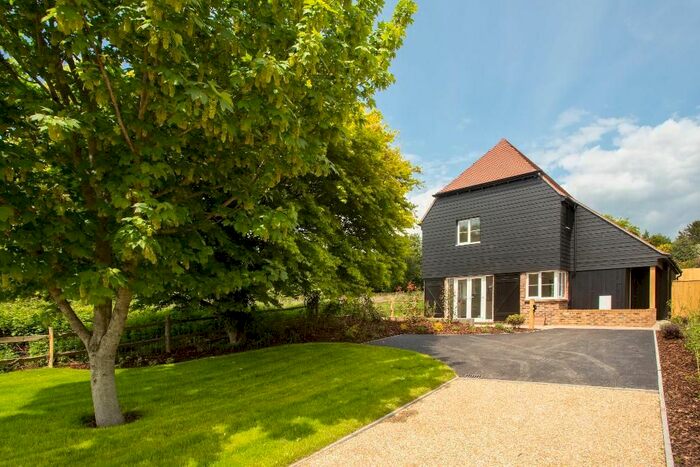 4 Bedroom Detached House To Rent In Amberstone, Hailsham, East Sussex, BN27