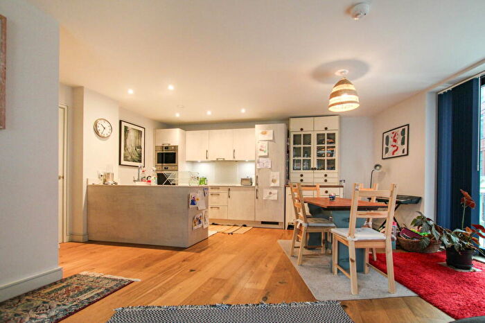 2 Bedroom Flat For Sale In Capstan Room, St. John's Road, Southville, Bristol, BS3