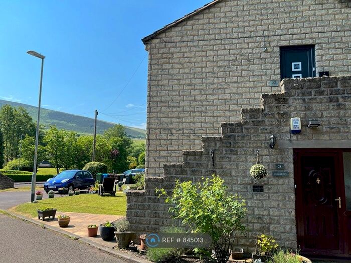 1 Bedroom Flat To Rent In Greenfield, Oldham, OL3