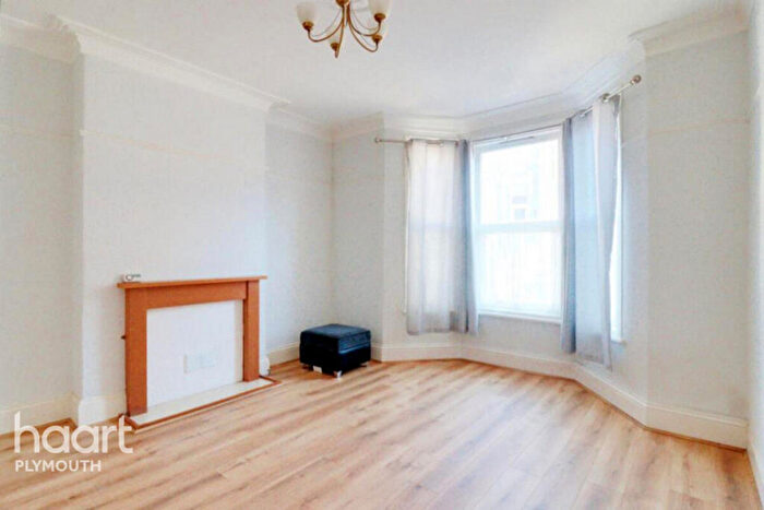 3 Bedroom Terraced House To Rent In Durham Avenue, Plymouth, PL4