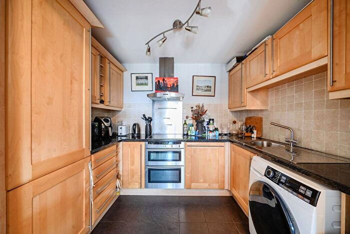 2 Bedroom Flat For Sale In Brompton Park Crescent, West Brompton, London, SW6
