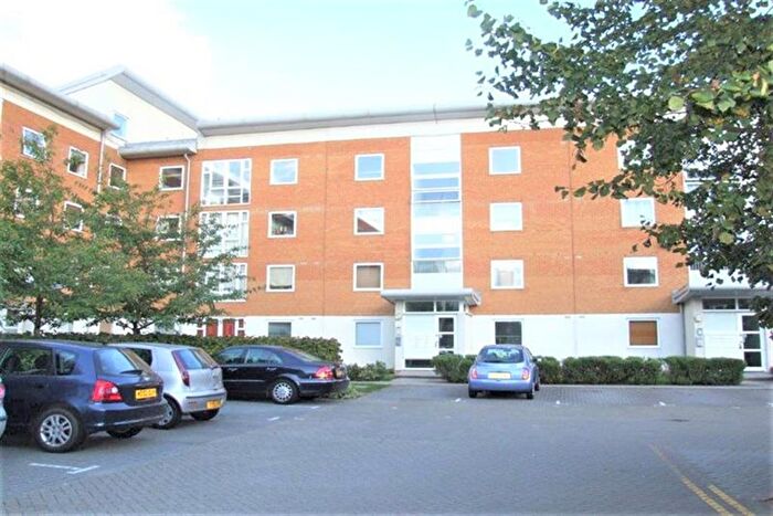 2 Bedroom Flat To Rent In Felixstowe Court, E16
