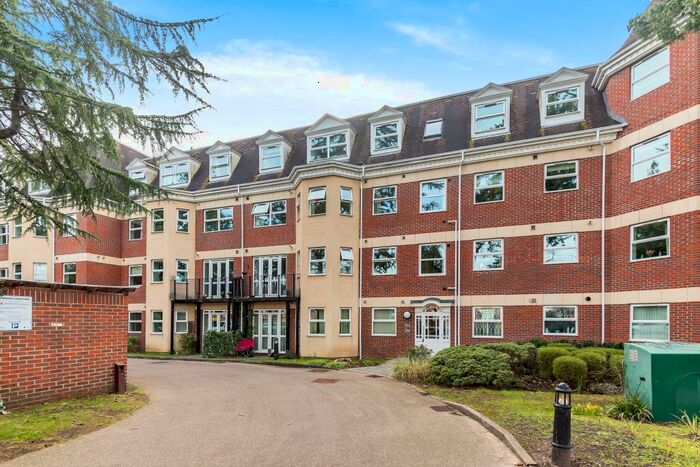 2 Bedroom Apartment To Rent In Camberley, Surrey, GU15