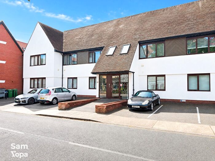 1 Bedroom Flat For Sale In St. Peters Street, Colchester, CO1