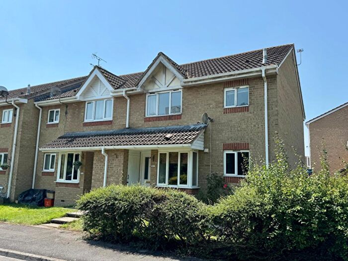 1 Bedroom Terraced House For Sale In Barnum Court, Rodbourne, Swindon, SN2