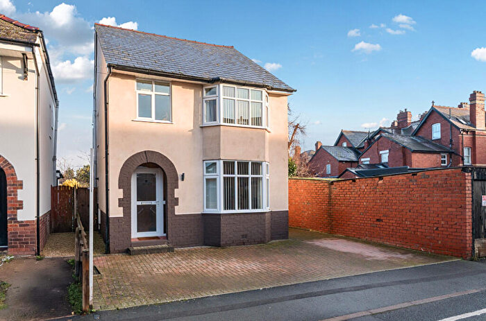3 Bedroom Detached House For Sale In Baysham Street, Whitecross, Hereford, HR4