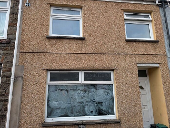 2 Bedroom Terraced House To Rent In Penrhiwceiber Road, Mountain Ash, CF45