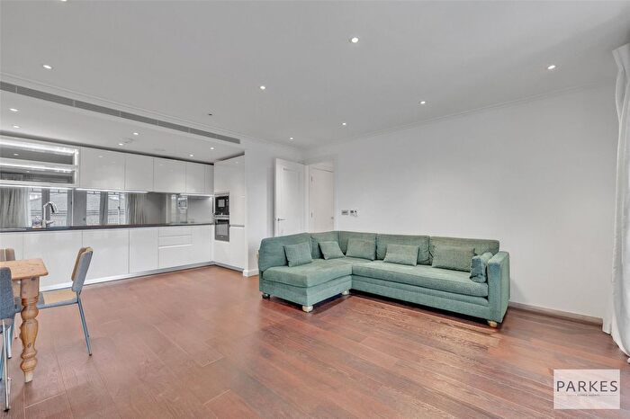 2 Bedroom Flat For Sale In Carnwath Road, London, SW6