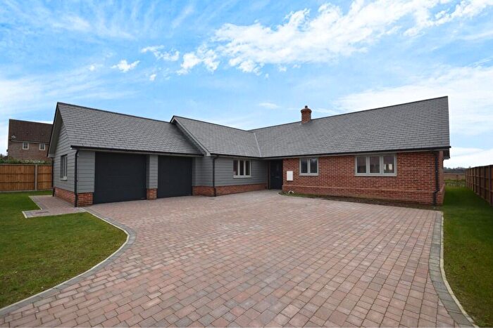 3 Bedroom Detached Bungalow For Sale In Sweet Hill Drive, Norton, IP31