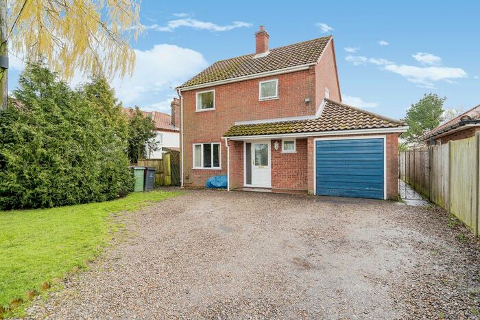 3 Bedroom Detached House For Sale In Church Lane, Stanfield, Dereham, Norfolk, NR20